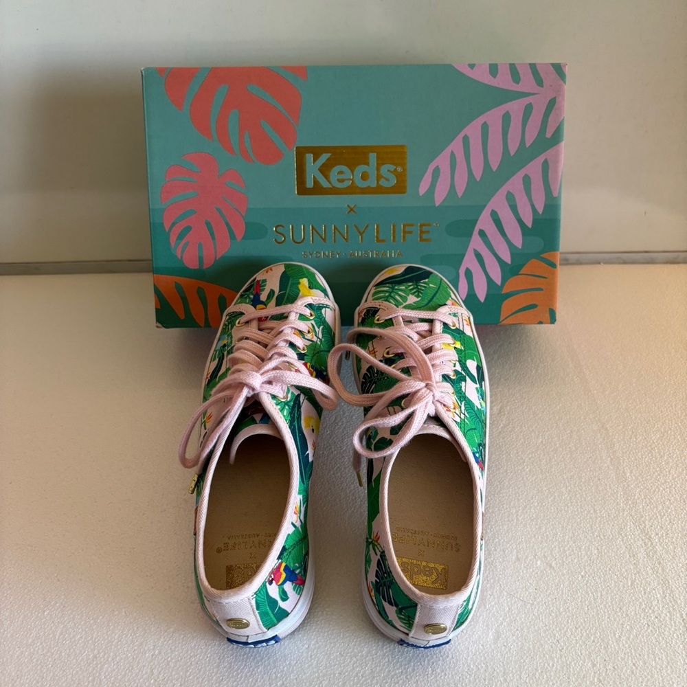 Keds Women’s Kickstart Sunnylife Birds Jungle Print Sneakers, Size 5.5